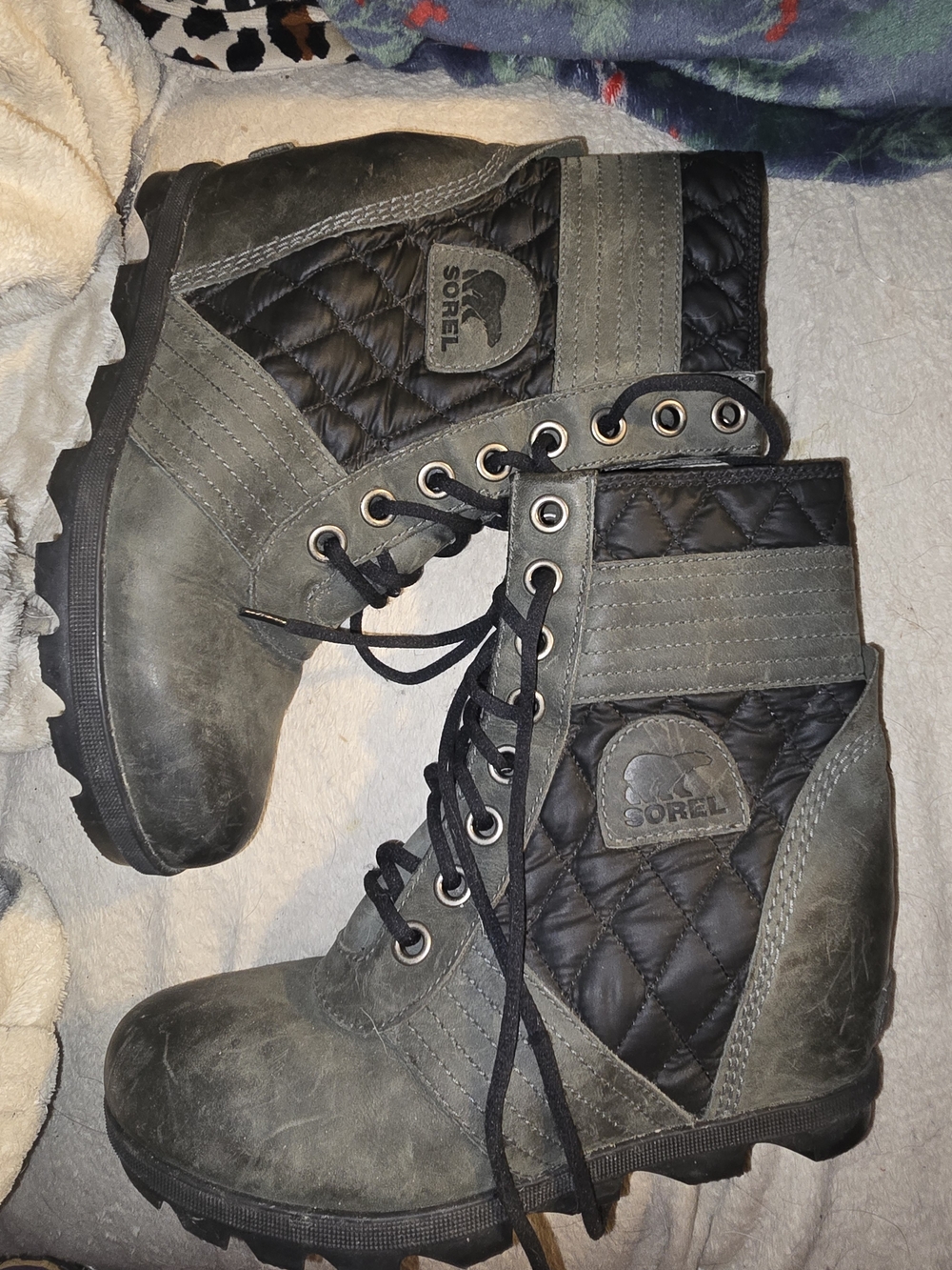 Sorel Black and Gray Women's Lace-Up Boots